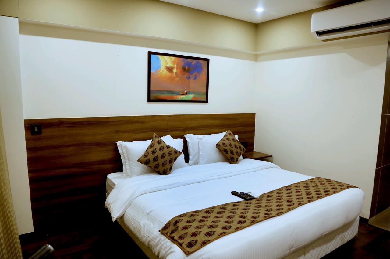 Hotel Mumbai House Andheri East, Mumbai Exterior foto